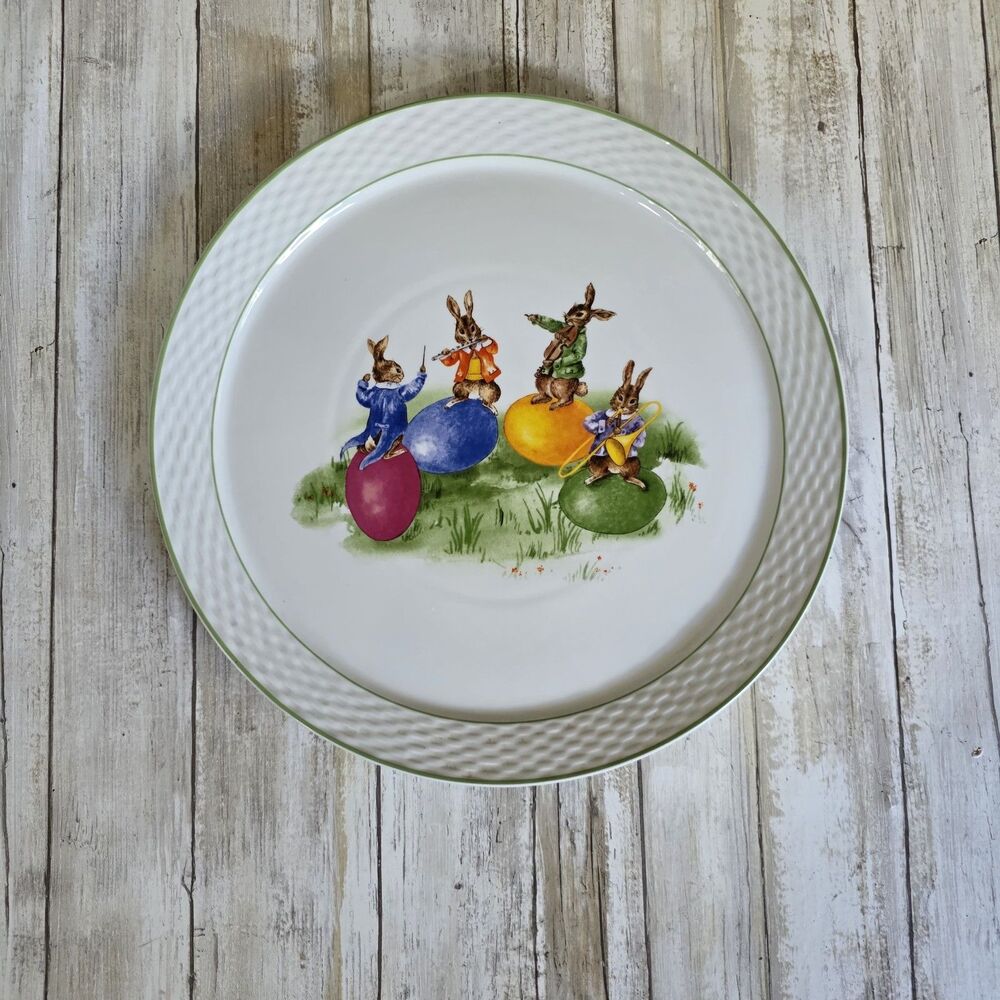 William Sonoma Easter  Bunny Round Charger Serving Platter 12 7/8"